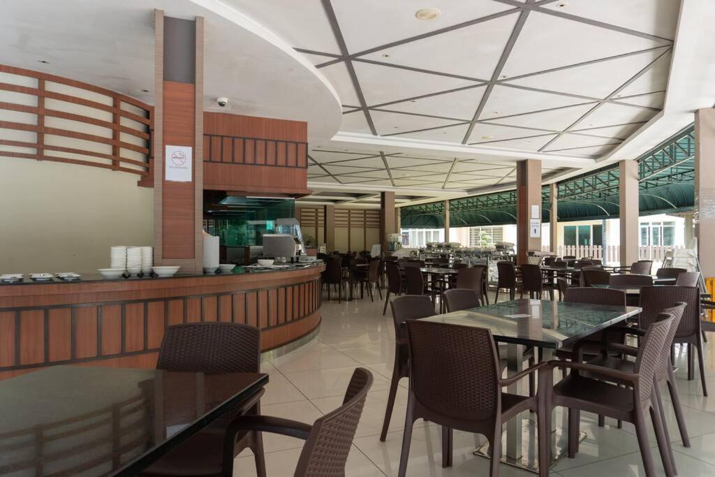 Apartment Ksl A 3r3b 1-5pax #daya#austin#ikea#aeon