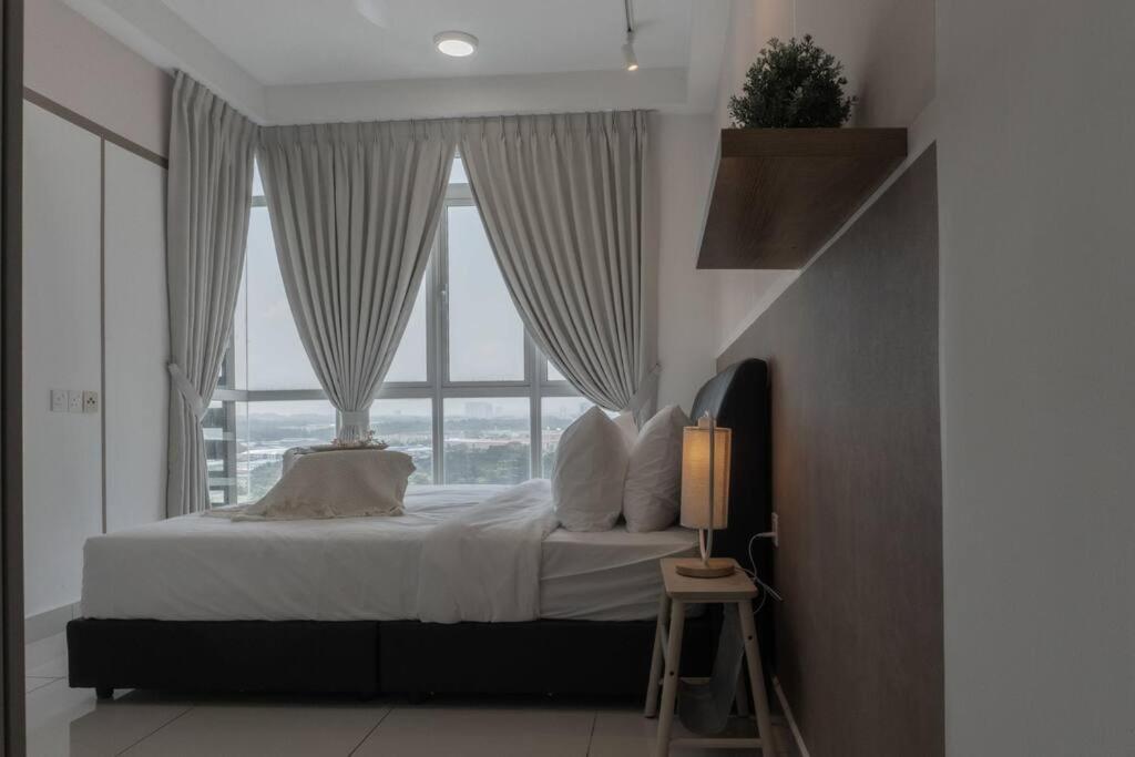 Apartment Ksl A 3r3b 1-5pax #daya#austin#ikea#aeon Johor Bahru