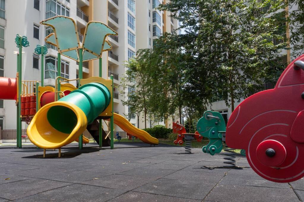 Apartment Ksl A 3r3b 1-5pax #daya#austin#ikea#aeon Johor Bahru